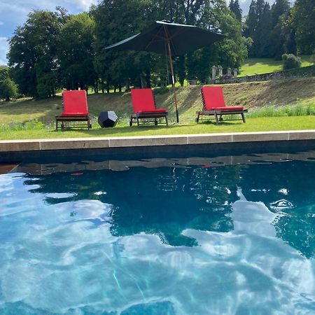 Domaine De Montmery Sa Piscine Son Jardin Ses Espaces Ambazac Zewnętrze zdjęcie